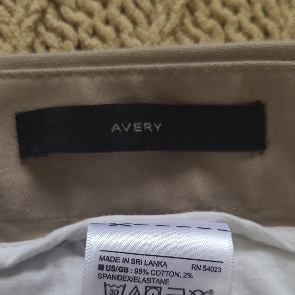 Banana Republic Khaki Avery Straight-Fit Sateen Ankle Pant with Cuff - Size 6 - Picture 8 of 10